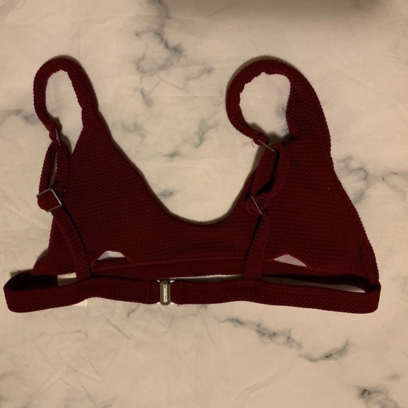 Maroon  Bikini - Picture 6 of 7